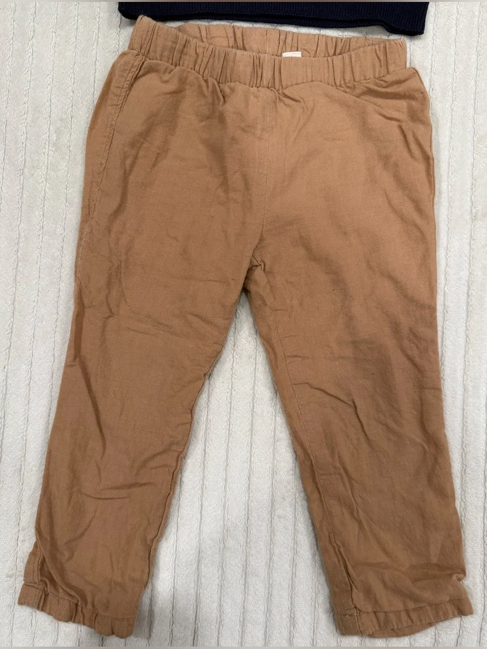 Gap Navy Striped Knit Sweater with Tan Pants Set size 18-24 Months NWT/used